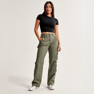 Abercrombie Curve Love Relaxed Cargo Pant - 28